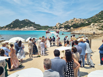un allestimento personalizzato per ogni evento o matrimonio in barca